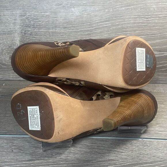 NWT Ugg Fatima Woven Brown Leather Women’s Sz 7 Elegant Platform Heeled Shoes - Picture 8 of 16